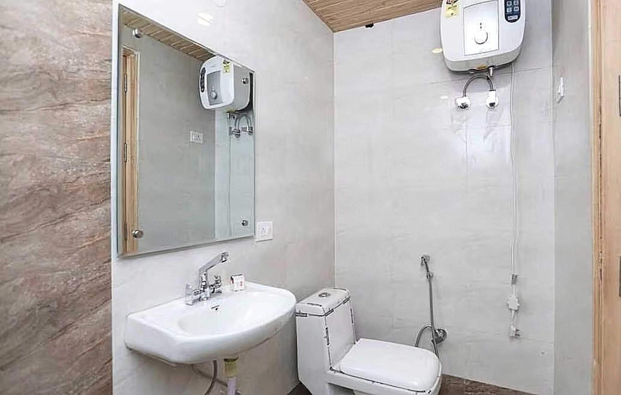 Hotel O Rl Residency Ghaziabad Exterior foto